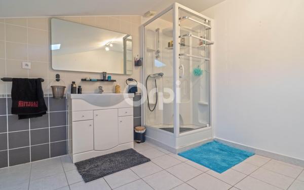 Maison à vendre    6 pièces •  Bellegarde