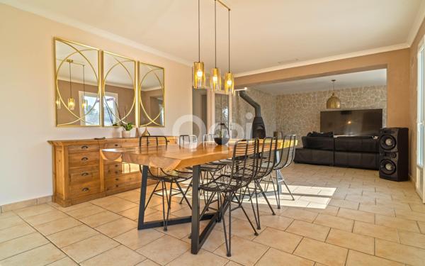 Maison à vendre    6 pièces •  Bellegarde