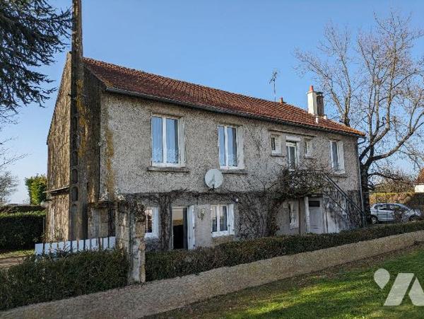 EXCLUSIVITÉ - LES HERBIERS - Idéalement située au coeur de la commune et à proximité immédiate ...
