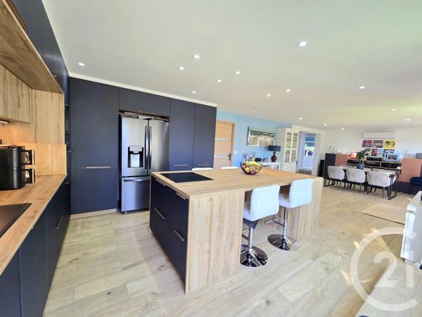 Appartement F5 à vendre  5 pièces - 130 m 2   ALLAUCH  - 13