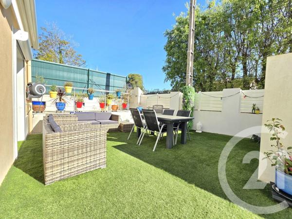Appartement F5 à vendre  5 pièces - 130 m 2   ALLAUCH  - 13