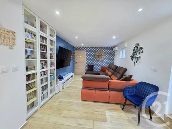 Appartement F5 à vendre  5 pièces - 130 m 2   ALLAUCH  - 13