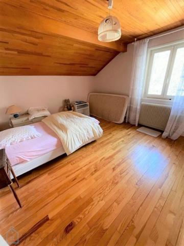 Gex - Maison individuelle Type 5 de 176.48 m²  sur un terrain de 1975 m²