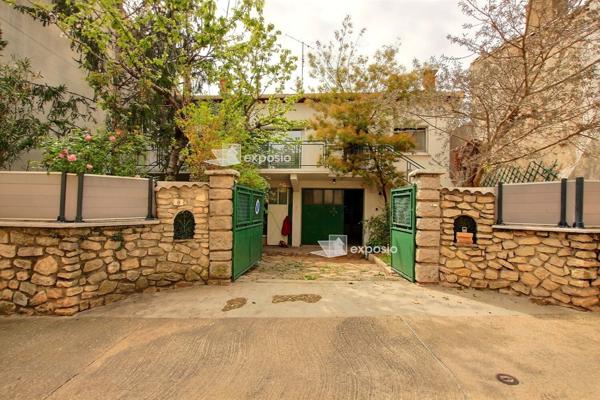 Caveirac (30820) Maison 130m2 + garage au coeur du village à rénover