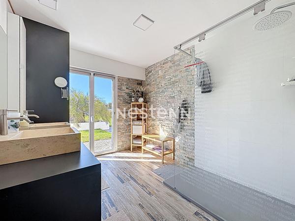 Maison familiale spacieuse à vendre à Saint-Gilles Croix de Vie, proche commodités et mer