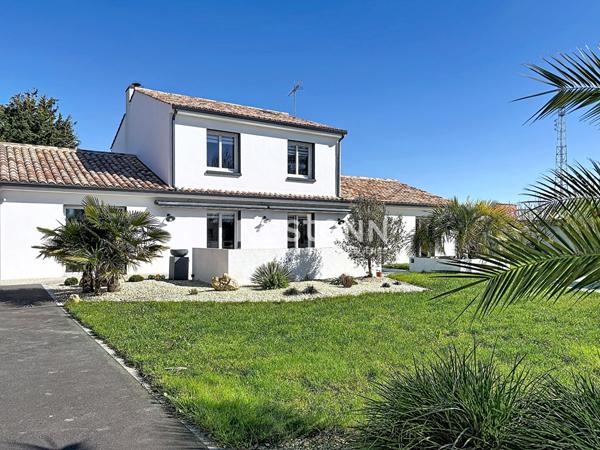 Maison familiale spacieuse à vendre à Saint-Gilles Croix de Vie, proche commodités et mer