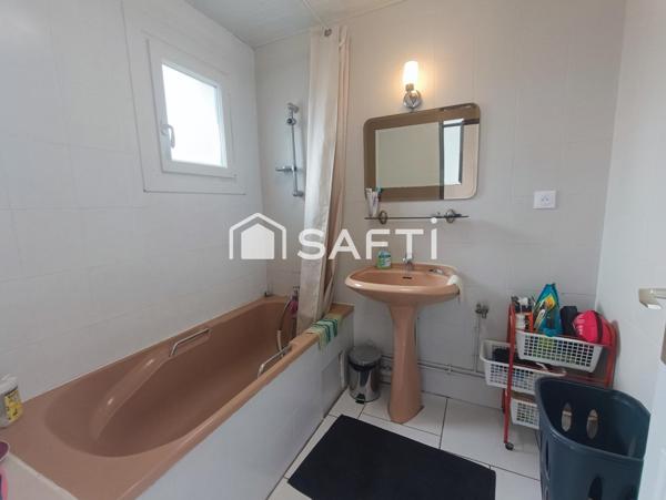 Pavillon individuel 3 chambres jardin garage