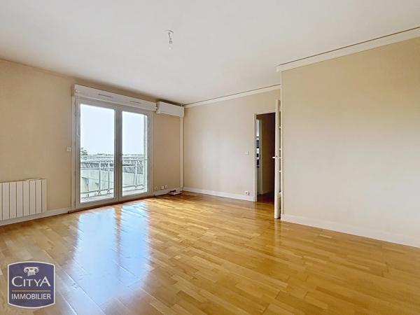 Appartement à vendre 2 pièces 56.38m² Blois (41000)