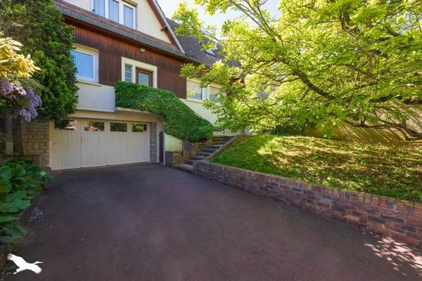 Maison à vendre |  Orgeval |  7 pièces | 179 m²