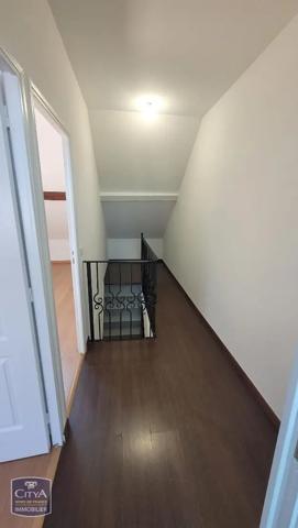 Appartement à louer 3 pièces 58.42m² Valenciennes (59300)