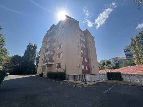 Appartement 3 pièce(s) 2 chambre(s) 70 m²