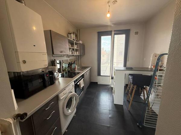 Clermont-Ferrand, Appartement de 57 m 2 de 620 € CC