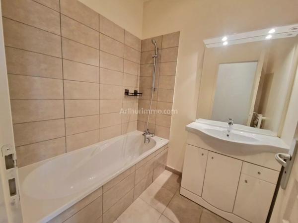 Location Appartement 4 pièces 67 m2 à Draguignan