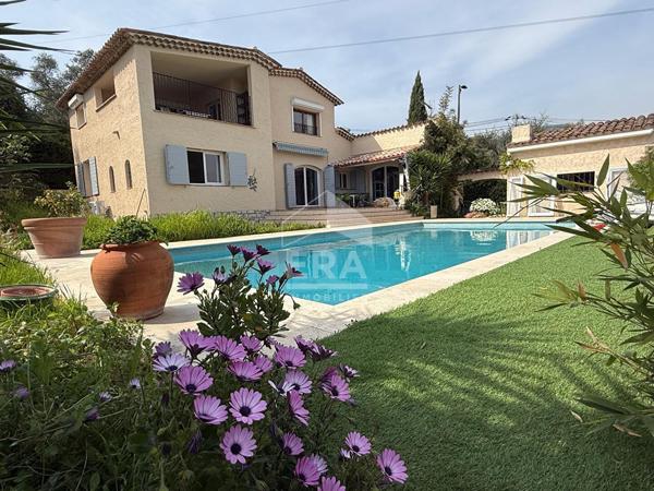 Grasse, location Maison meublée 6 pièces