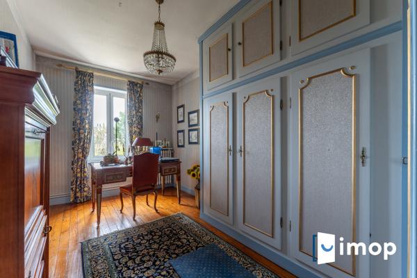 Somptueuse propriété en pierre datant de 1763, surface habitable de près de 400 m2 et jardin 1000m²