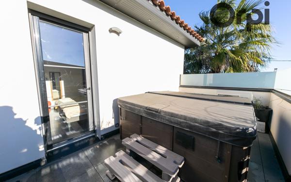 Maison à vendre    5 pièces •  Villelongue-de-la-Salanque