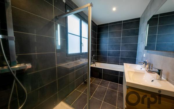 Maison à vendre    5 pièces •  Villelongue-de-la-Salanque