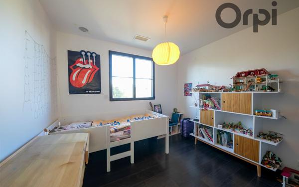 Maison à vendre    5 pièces •  Villelongue-de-la-Salanque