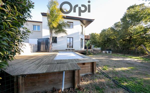 Maison à vendre    5 pièces •  Villelongue-de-la-Salanque