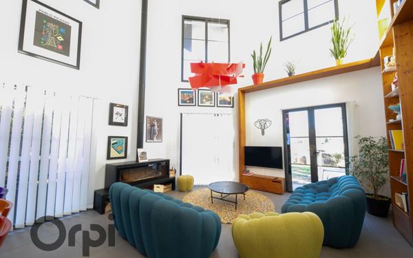 Maison à vendre    5 pièces •  Villelongue-de-la-Salanque