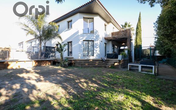 Maison à vendre    5 pièces •  Villelongue-de-la-Salanque