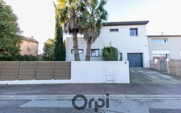 Maison à vendre    5 pièces •  Villelongue-de-la-Salanque