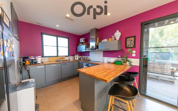 Maison à vendre    5 pièces •  Villelongue-de-la-Salanque