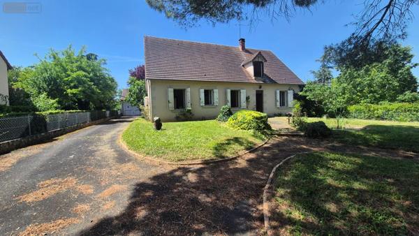 Achat - Maison | Maison de ville La Châtre 36400 5 pièces 143 m 2 1198 m 2
