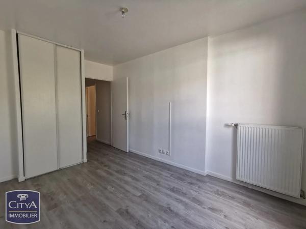 Appartement à vendre 3 pièces 59.24m² Saint-Pierre-du-Perray (91280)