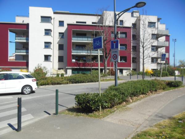 Toulouse Croix Daurade 31200 ,Agréable T4 Récent de 82.63m² -Cuisine séparée  terrasse de 10.1m² SANS FRAIS d'AGENCE 2 parking sous sol