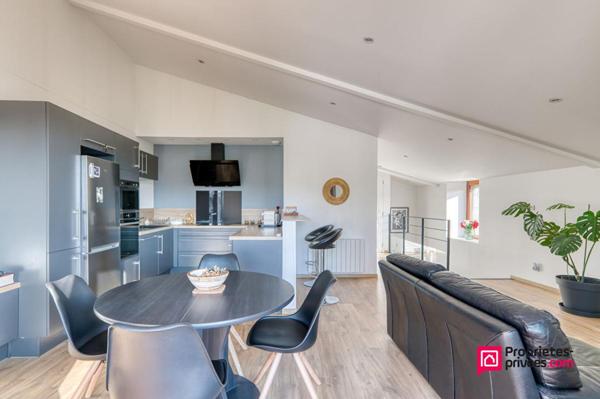 Ensemble Maison + Appartement  sur Terrain 945 m2 constructible