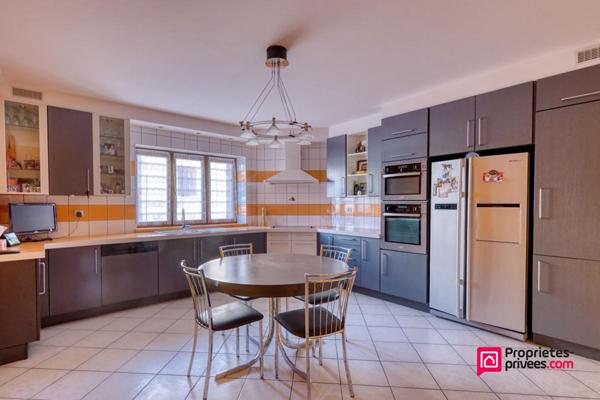 Ensemble Maison + Appartement  sur Terrain 945 m2 constructible