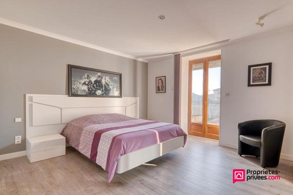 Ensemble Maison + Appartement  sur Terrain 945 m2 constructible