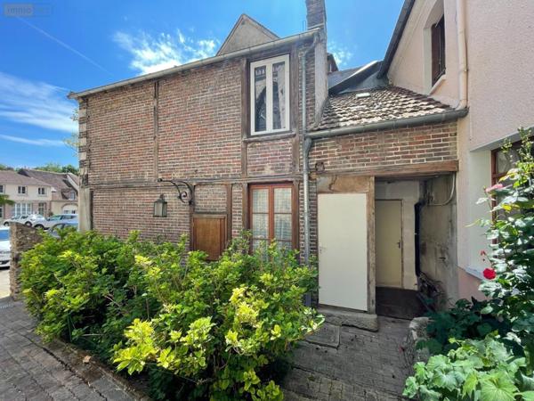 Autres types de maison à vendre à Saint-Julien-du-Sault dans l'Yonne (89330), ref : 2200024