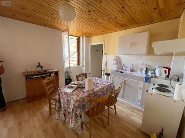 Autres types de maison à vendre à Saint-Julien-du-Sault dans l'Yonne (89330), ref : 2200024