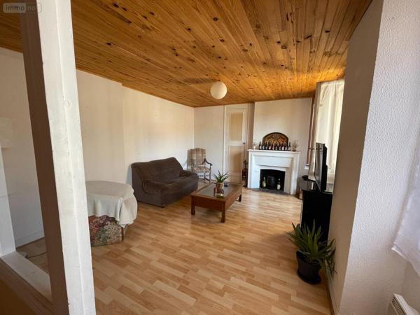 Autres types de maison à vendre à Saint-Julien-du-Sault dans l'Yonne (89330), ref : 2200024