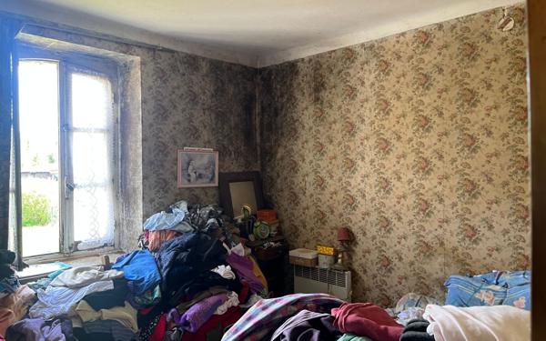 Maison à vendre    3 pièces •  Habas