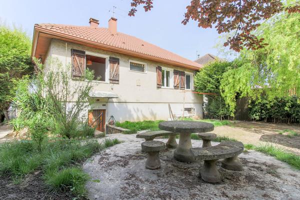 Maison 5 pièces  - Fort potentiel