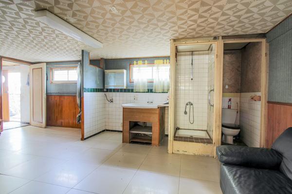 Maison 5 pièces  - Fort potentiel
