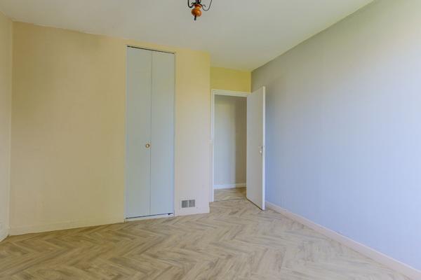 Maison 5 pièces  - Fort potentiel