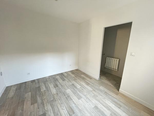 Appartement à louer 530 € CC Castelsarrasin 2 p 41 m² DPE D