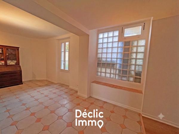 Vente appartement Grasse, 90m² 3 pièces 279 000€ avec balcon
