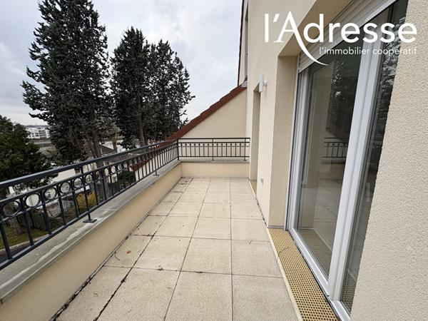 Appartement duplex Saint Pierre Du Perray 4 pièce(s) 99.5 m2