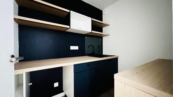 Bureaux à louer d'une surface de 131,85 m2 situé en centre ville de Compiègne