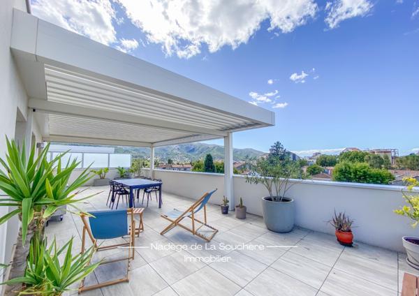 Marseille (13011) Marseille 11ème - LES ACCATES - T4 dernier étage avec terrasse 117m2