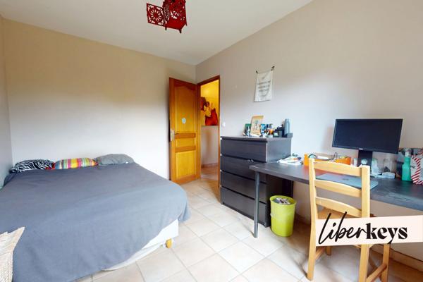 Maison T5 ~125m² avec garage ~25m² sur un terrain de +1200m²