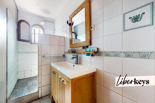 Maison T5 ~125m² avec garage ~25m² sur un terrain de +1200m²