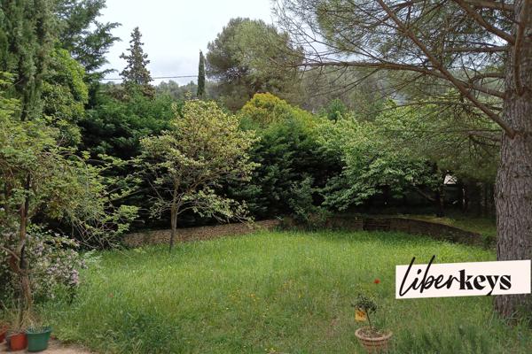 Maison T5 ~125m² avec garage ~25m² sur un terrain de +1200m²