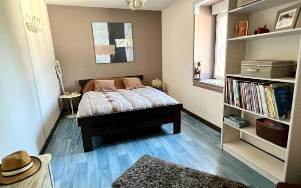 Maison à vendre    4 pièces • 197,67 m2 Maël-Carhaix