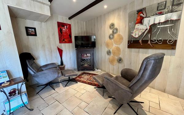 Maison à vendre    4 pièces • 197,67 m2 Maël-Carhaix